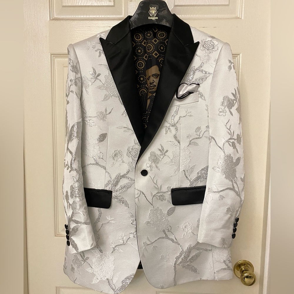 Stylish Men’s Sport Coat, Approx. Size 36S